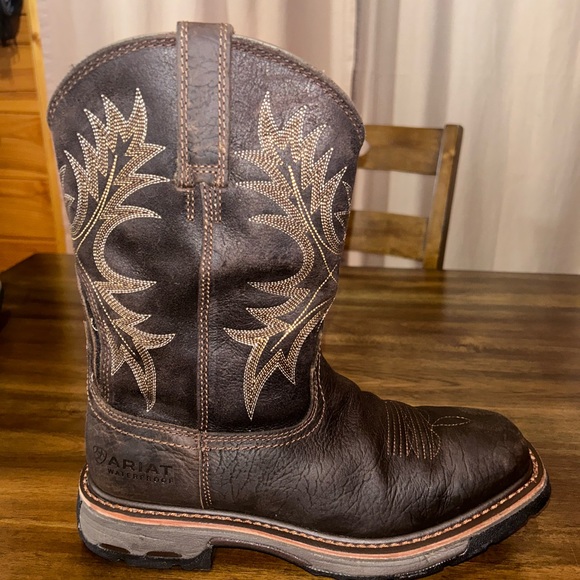 Ariat Workhog H2O Waterproof
Square Toe Work Boot Size 7D - Picture 5 of 8